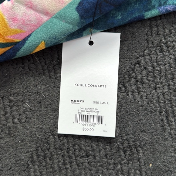 Apt 9 Short Set - Picture 8 of 8